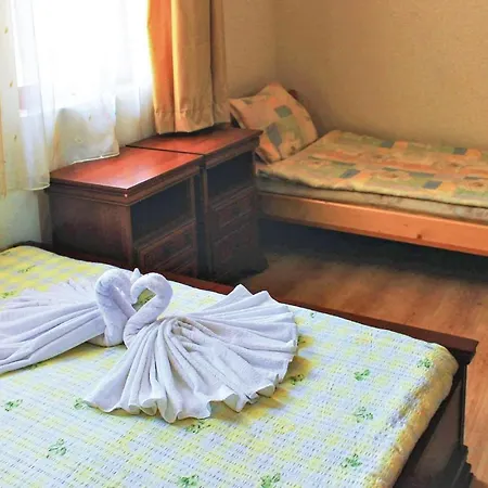 Two-bedroom In Appartement *